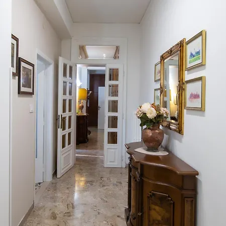 Domus Umberto - Guest House Arezzo Exterior photo